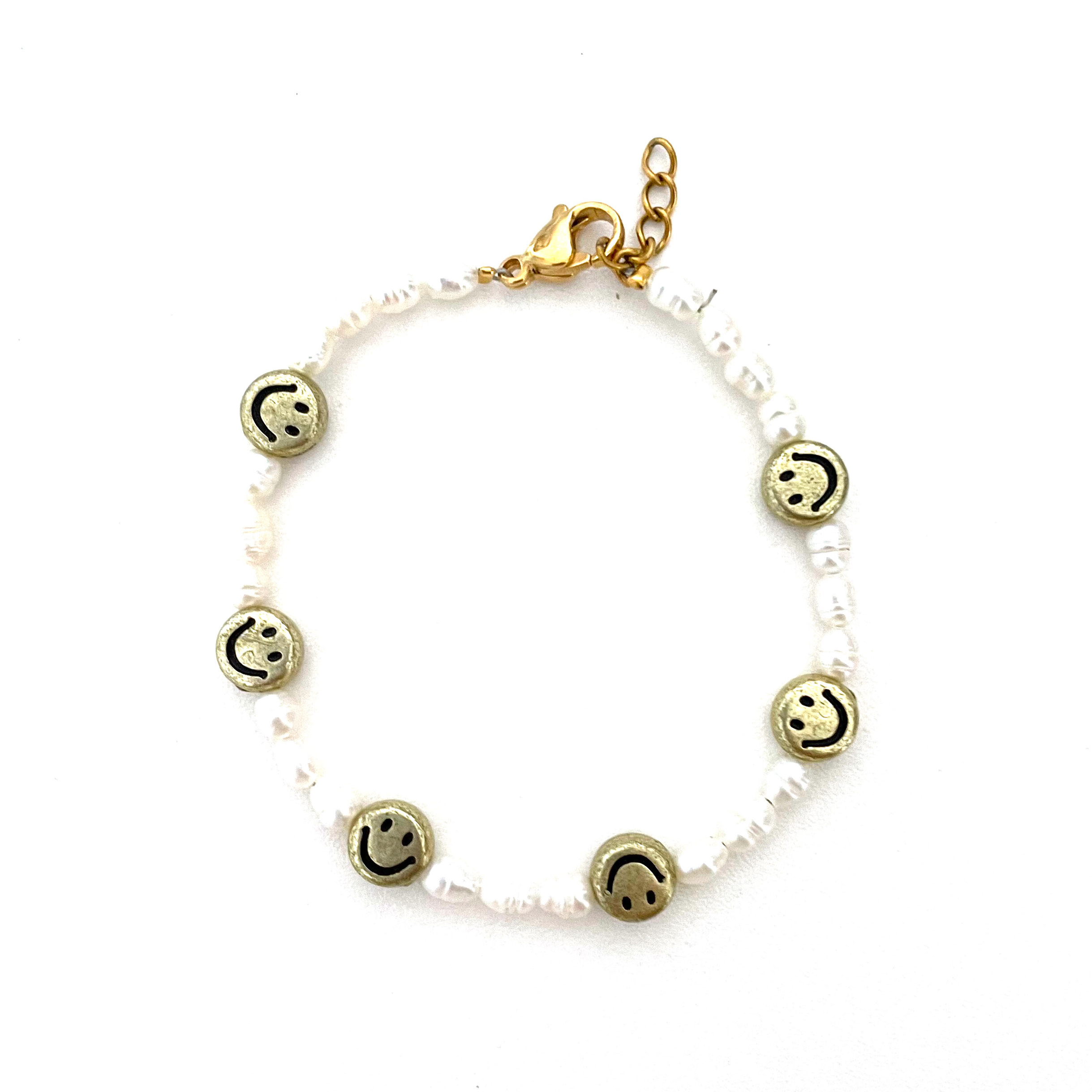 Gold smiley bracelet